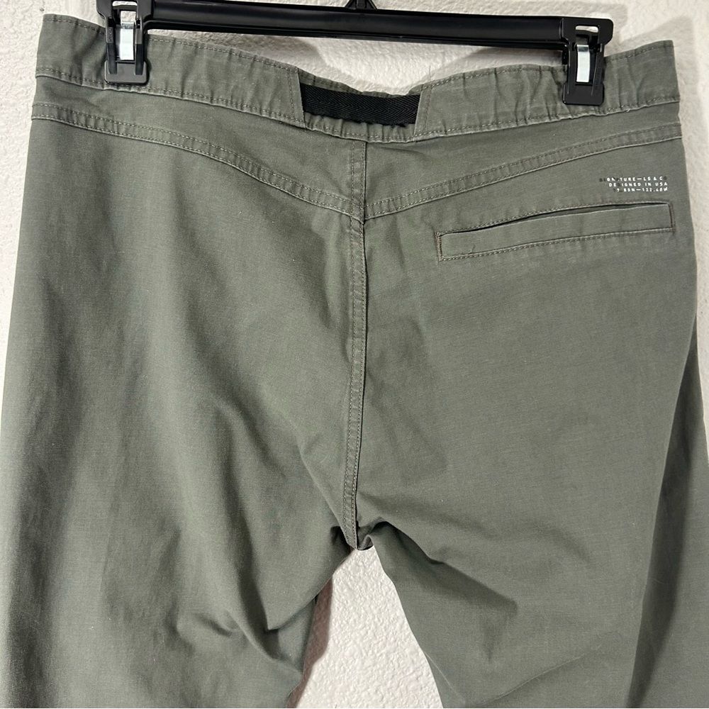 Signature Levi Strauss & Co Green Straight Leg Pants with Black Belt Size 36 - Picture 10 of 14
